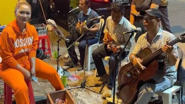 Inul Daratista dan Musikus Jalanan