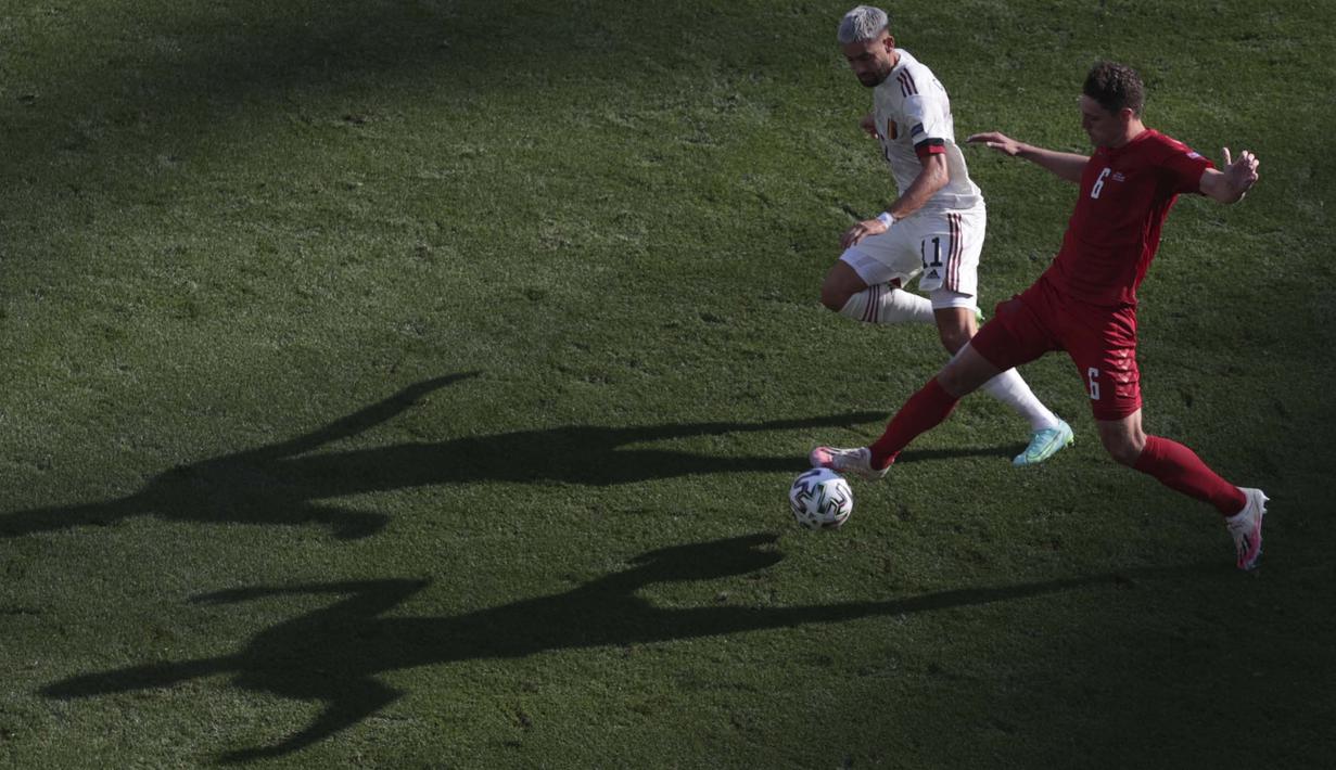 Dominasi Denmark terus berlanjut. Hingga menit ke-20, Denmark sudah membuat 6 tembakan, Belgia hanya satu kali mengancam. (Foto: AP/Pool/Hannah McKay)