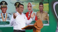 Menteri Pertanian, Amran Sulaiman saat membuka Jambore Penyuluh Pertanian Nasional yang digelar di Kabupaten Sigi, Sulawesi Tengah, Senin (6/11/2023). (Foto: Heri Susanto/Liputan6.com)
