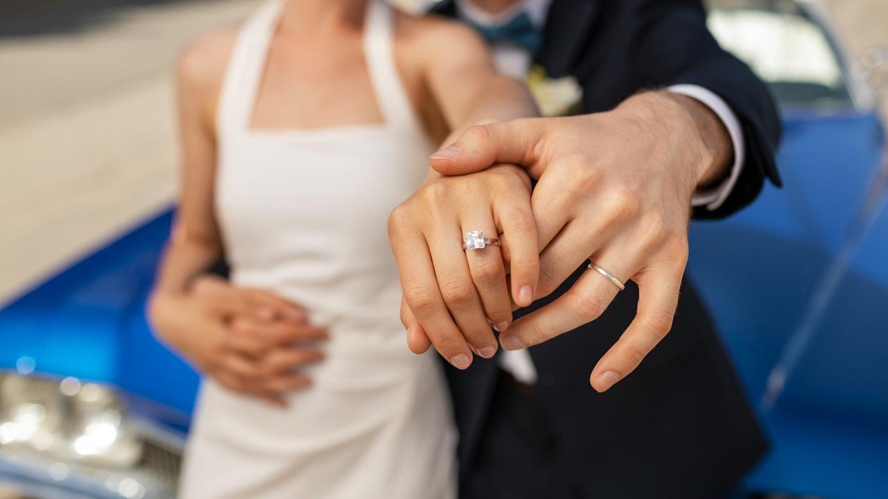 Ilustrasi melamar kekasih