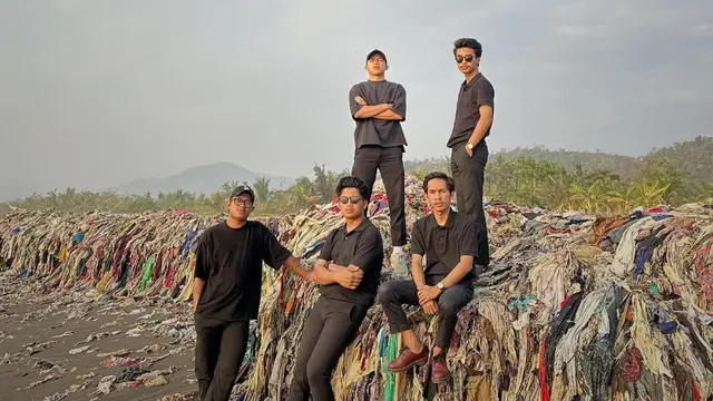 Pandawara Tak Bisa Bersih-Bersih Pantai Loji di Desa Sangrawayang karena Tak Berizin