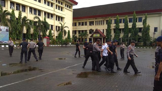 Tim khusus pengawal paslon kepala daerah di Sulsel (Liputan6.com/ Eka Hakim)