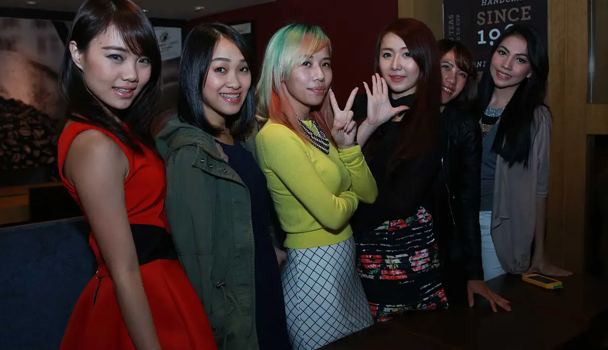 Meski 6 personil ini memutuskan keluar, tetap ada 3 personil yang bertahan yaitu Novi, Angel, dan Christy. (Deki Prayoga/Bintang.com)