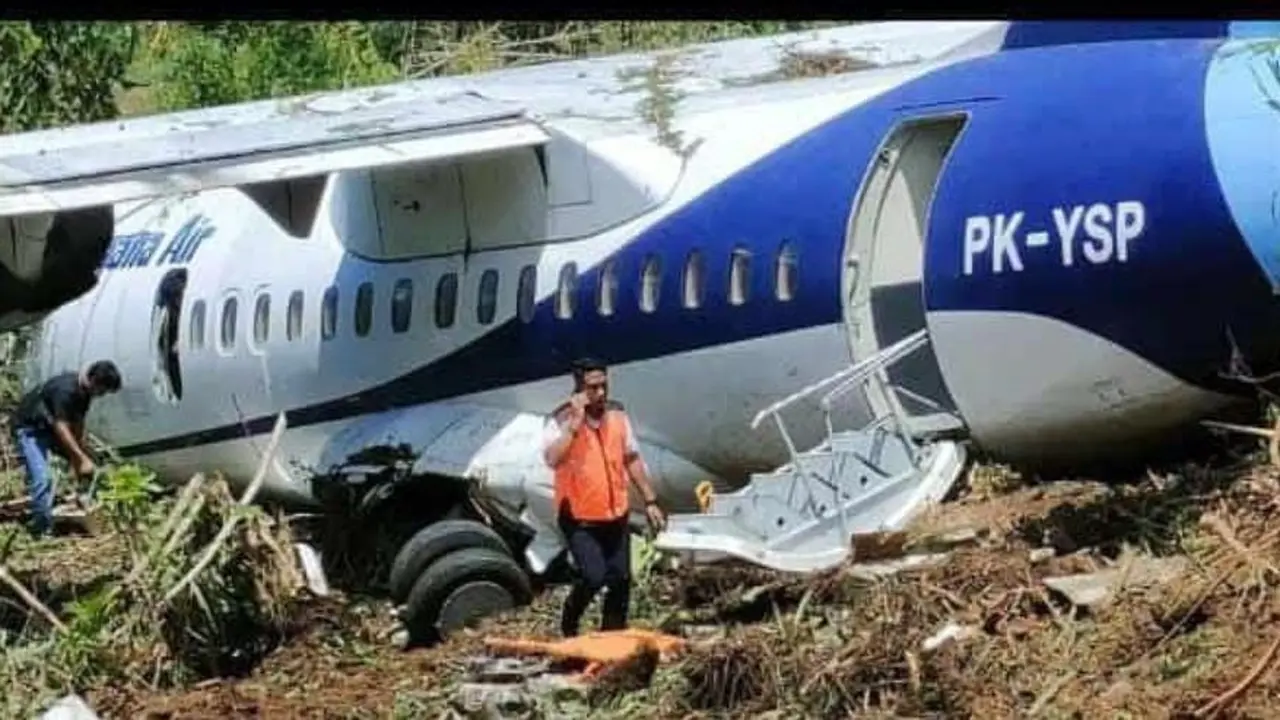 ﻿Kementerian Perhubungan mencatat kejadian pesawat gagal lepas landas di Bandara Stevanus Rumbewas Serui, Papua. (Foto: Kementerian Perhubungan)