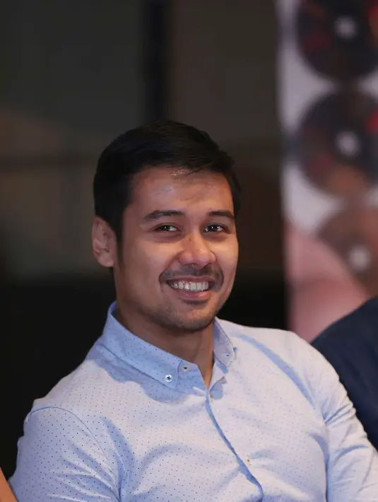 Mengawali dari film 'Cahaya dari Timur'. Dalam film pertamanya ini, ia mendapatkan piala citra. Ini sekaligus pembuktiannya. (Nurwahyunan/Bintang.com)