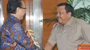 Citizen6, Jakarta: Menteri Kelautan dan Perikanan Sharif C Sutardjo menerima kunjungan rombongan Pemerintahan Kota dan DPRD Kotamadya Sibolga dipimpin oleh Walikota Sibolga Syarfi Hutahuruk pada, Rabu ((5/9). (Pengirim: Efrimal Bahri)
