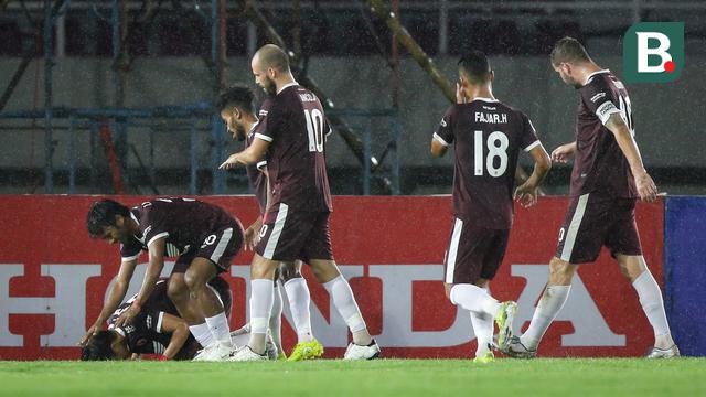 Foto: Dua Kali Unggul, PSM Makassar Harus Puas Ditahan Imbang PSS Sleman di Pekan ke-12 BRI Liga 1