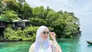 Penampilan Reisa dalam balutan hijab ini bikin netizen pangling, bahkan tak sedikit yang menyebut parasnya mirip Citra Kirana. Bagaimana menurutmu, Sahabat Fimela? (Instagram/reisabrotoasmoro).
