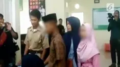 Pasangan di bawah umur melangsungkan pernikahan secara tertutup di KUA Bantaeng, Sulawesi Selatan.