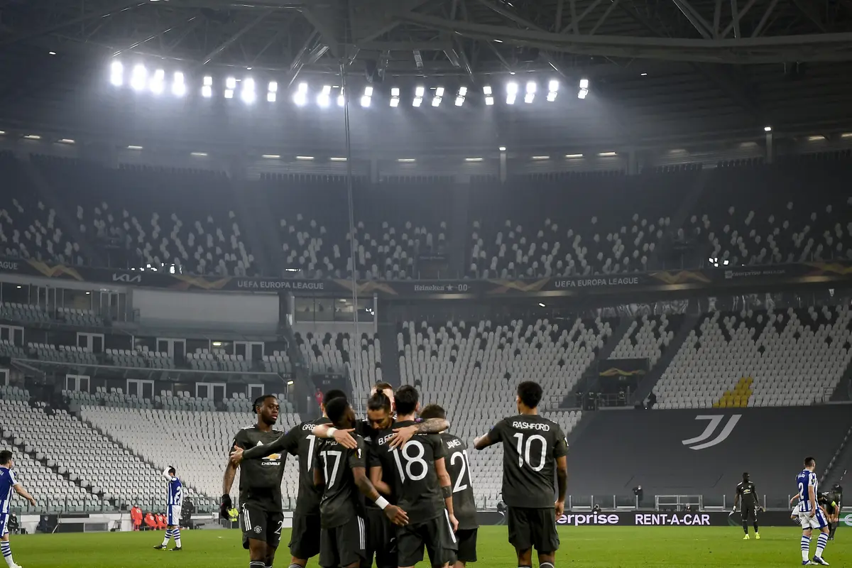 FOTO: Bruno Fernandes 2 Gol, Manchester United Menang Besar atas Real Sociedad