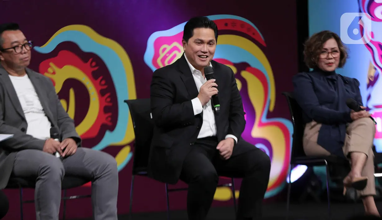 Surya Citra Media (SCM) yang merupakan bagian dari Emtek Group menjadi pemegang hak siar resmi Piala Dunia U-17 2023. Semua pertandingan ajang tersebut akan disiarkan oleh berbagai platform penyiaran milik SCM. (Liputan6.com/Faizal Fanani)