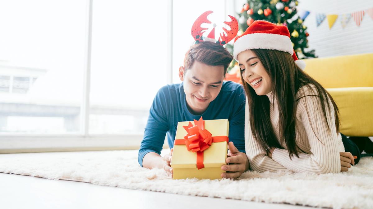 Ide Kado Akhir Tahun Memorable, MAJIKA Summer Paradise Cocok buat Eksplorasi Tren Couple Scent bareng Pasangan