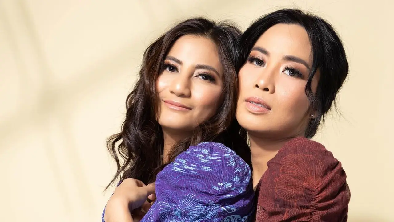 Natasha Dewanti dan Anggun Muhammad (https://www.instagram.com/p/CbsOcEhPxZC/)