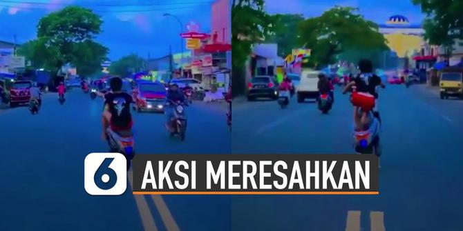 VIDEO: Meresahkan, Pemuda Lakukan Standing Motor di Tengah Jalan