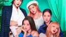 Nagita Slavina berhasil bikin warganet tertawa ngakak saat unggah foto editan bersama member Blackpink. Gaya kece Nagita saat bersanding dengan Blackpink ini banjir pujian. Meski hanya editan, Nagita dinilai cocok bersanding dengan Blackpink. (Liputan6.com/IG/raffinagita1717)