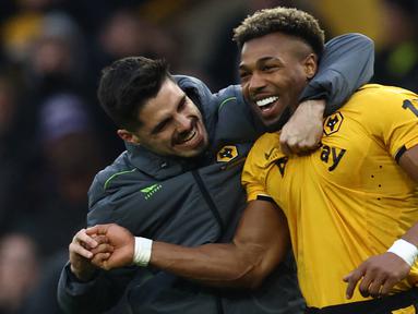 Setelah Cristiano Ronaldo menjejakkan kakinya di Saudi Pro League pada tengah musim 2022/2023 lalu, kini beberapa klub di Arab Saudi tengah menyusun rencana untuk mendatangkan lebih banyak lagi pemain-pemain dari Liga Inggris untuk mentas pada musim depan. Beberapa pemain yang habis masa kontraknya pada akhir musim ini telah menjadi target mereka. Siapa saja? Berikut 5 pemain di antaranya. (AFP/Darren Staples)