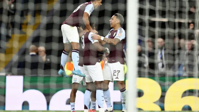 Aston Villa vs Bayern Munchen