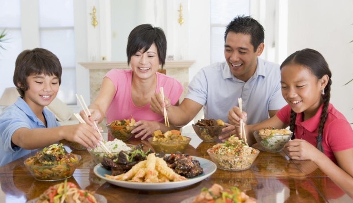 Indahnya Tradisi Cina di Meja Makan: Dari Urutan Penyajian ...