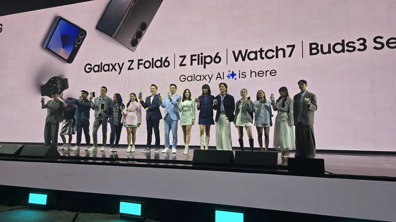 Peluncuran Samsung Galaxy Z Fold6 dan Galaxy Z Flip6 beserta ekosistemnya, mulai dari Galaxy Buds3 Series dan Galaxy Watch 7 Series. Liputan6.com/ Agustin Setyo Wardani