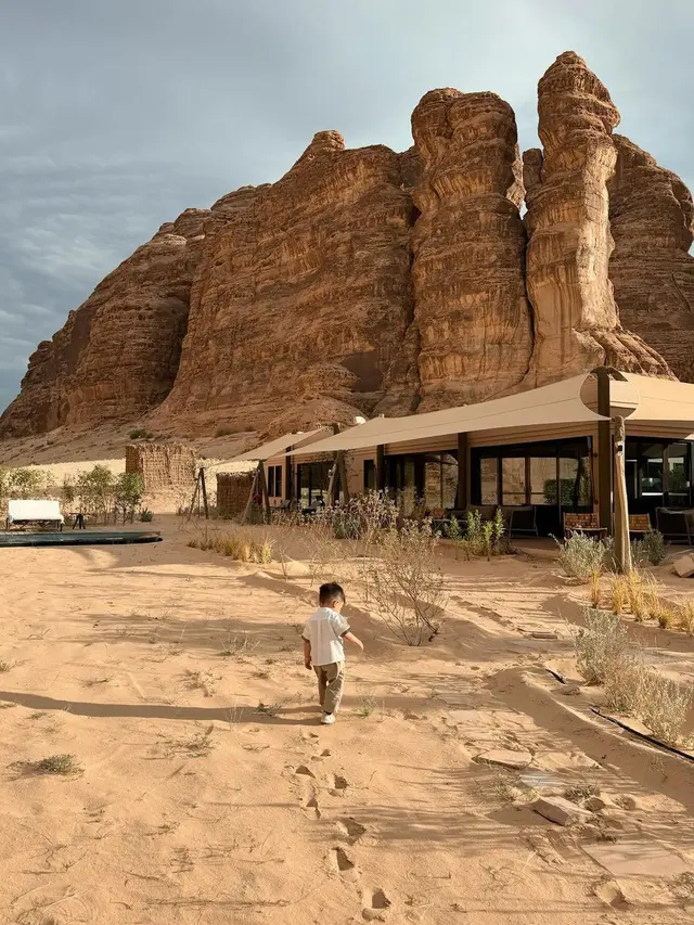 Potret Baby Issa saat di Al Ula