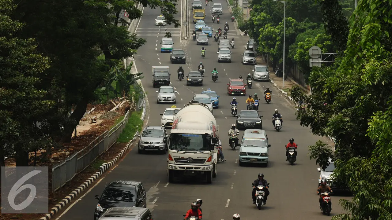 20160104-Jalanan-Jakarta-Kembali-Padat-HEL