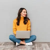 Untuk sahabat Fimela di Semarang dan sekitarnya, yuk, buruan gabung ke grup WhatsApp Fimelahood dan dapatkan berbagai manfaat. (Foto: Shutterstock)