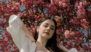 Ilustrasi perempuan cantik/copyright unsplash.com/Jinyi Liu