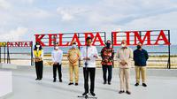 Presiden Joko Widodo atau Jokowi meresmikan penataan kawasan Kota Kupang Provinsi Nusa Tenggara Timur (NTT), Kamis (24/3/2022).