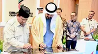 Prabowo Saksikan Pertukaran Pernyataan Kehendak Kemitraan Teknologi Pendidikan Indonesia-UEA di Surakarta