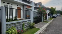Keunggulan Pagar Rumah Roster Kombinasi Besi Hollow Serta Rekomendasi Desainnya