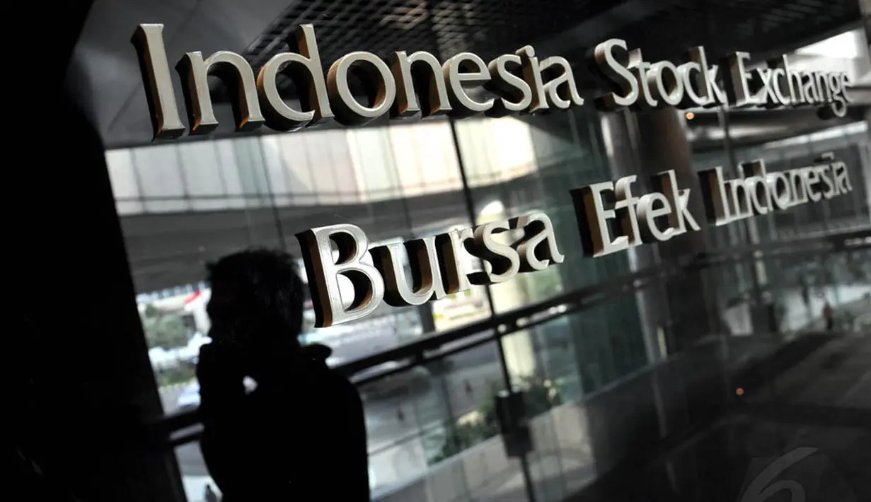 IHSG hari ini tampaknya mendapat sejumlah tantangan untuk melanjutkan penguatannya, Jakarta, Selasa (9/9/14). (Liputan6.com/Miftahul Hayat)