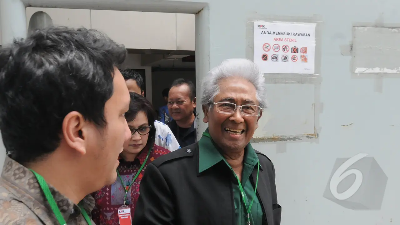 Adnan Buyung Beberkan Keinginan Anas Urbaningrum