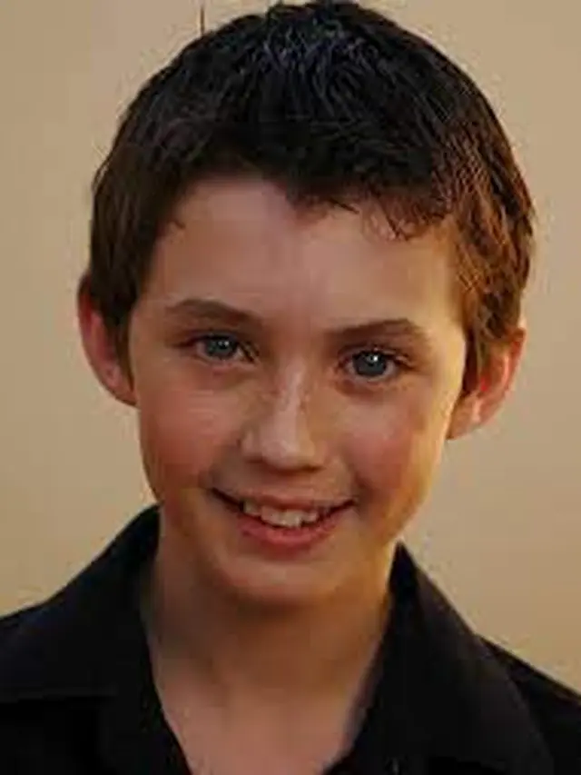 6 Foto Masa Kecil Troye Sivan, Pelantun Lagu Angel Baby yang Viral di TikTok