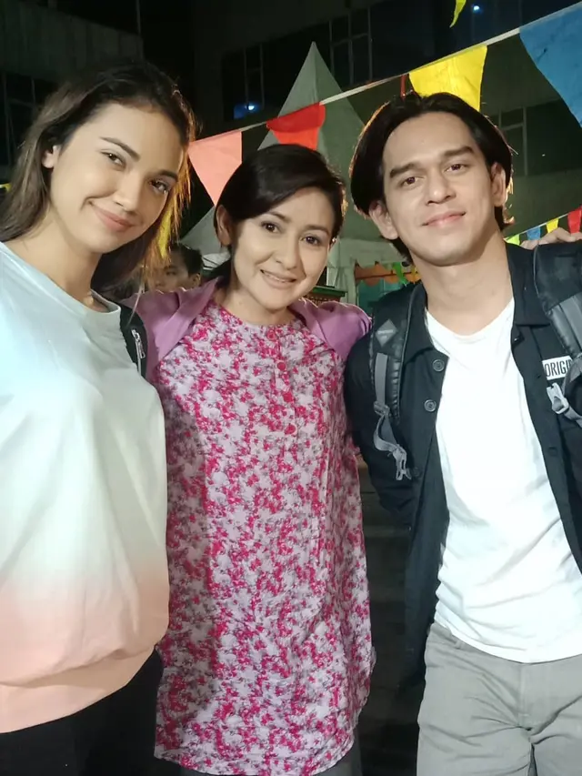 7 Potret Kebersamaan Haico dan Ine Dewi 'Samudra Cinta' di Kehidupan Nyata, Kompak
