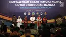 Pembukaan acara Musyawarah Besar Pemuka Agama untuk Kerukunan Bangsa di Jakarta, Kamis (8/2). Acara ini mengabil tema 'Rukun dan Bersatu, Kita Maju'. (Liputan6.com/Arya Manggala)