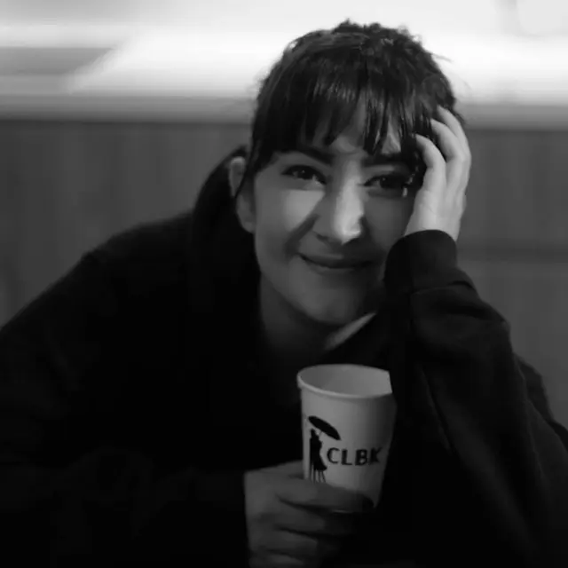 Nafa Urbach yang terlihat cantik di usia kepala empat