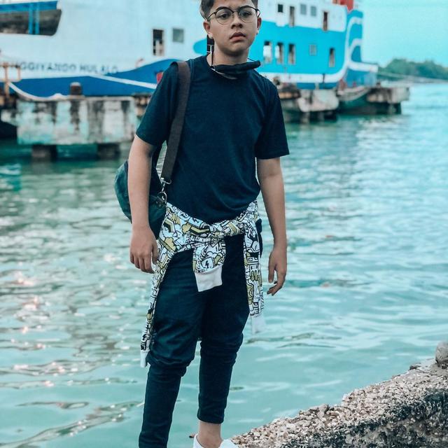 Beranjak Remaja, Ini 6 Potret Terbaru Baim Cilik dengan Berbagai Warna Rambut