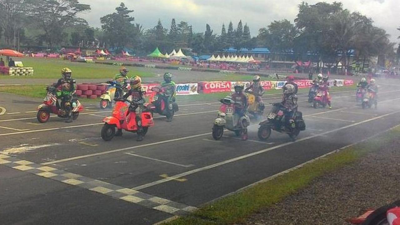 Evalube Kembali Dukung Ajang Balap Motor Matic