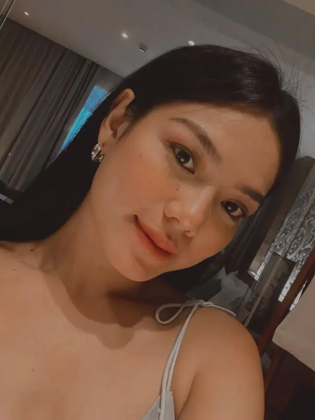 6 Potret Nana Uli Kuinra, Calon Istri Andovi da Lopez yang Jarang Tersorot