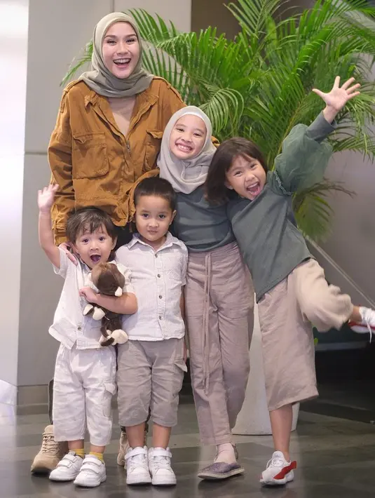 Zaskia Adya Mecca (Instagram/zaskiadyamecca)