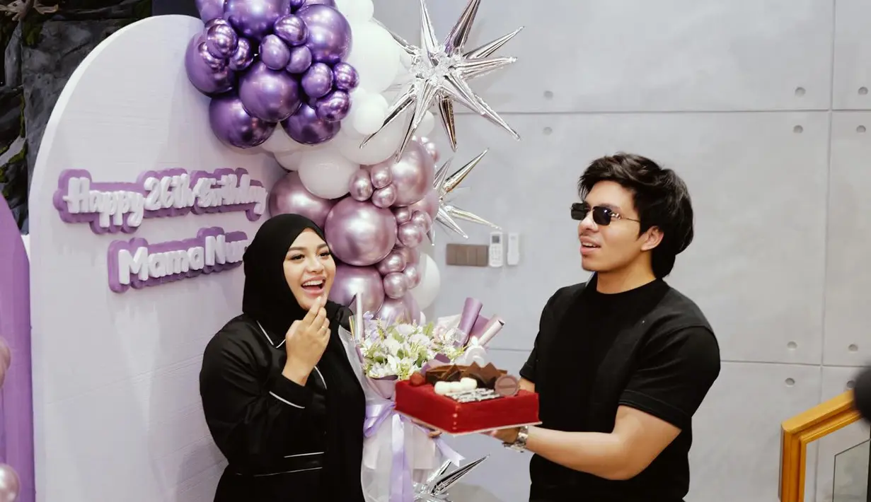 Melalui akun Instagramnya, anak tertua di Gen Halilintar itu pun mebgucapkan selamat ulang tahun dan menuliskan segala pesan dan harapan baik untuk sang istri. (Foto: Instagram/ attahalilintar)