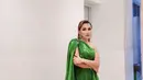 Ayu Ting Ting tampil dengan gaun hijau dalam dua acara sekaligus, Kontes KDI dan AMI Awards 2021 (Foto: Instagram @ayutingting92)
