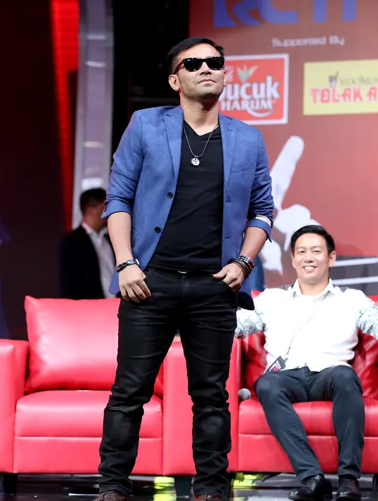 Selain penyanyi, suami Duma Riris ini beberapa kali terlibat dalam film layar lebar. Aktingnya di film 'Si Jago Merah' ia mendapatkan penghargaan sebagai Pendatang Baru Pria Terbaik dalam ajang Indonesian Movie Awards 2009. (Foto: Andy Masela/Bintang.com)