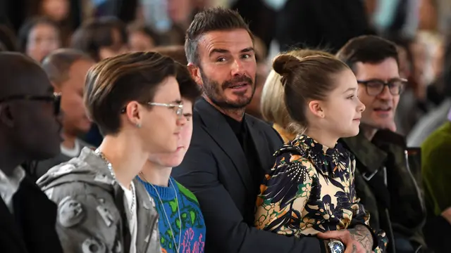 Gaya David Beckham Bersama Anak-Anaknya di London Fashion Week