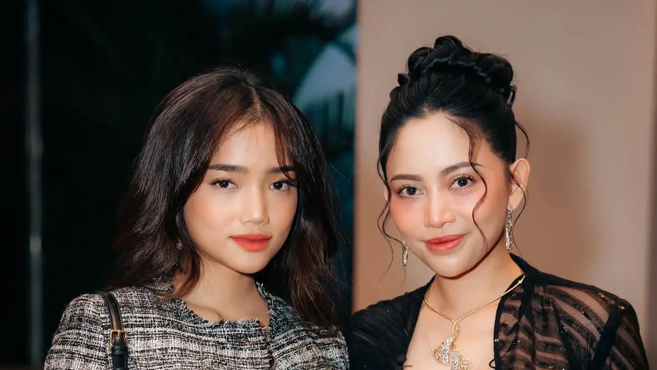 Bestie Goals, Gaya Kompak Monokrom Fuji An dan Erika Carlina Dukung Film Terbaru Rachel Vennya