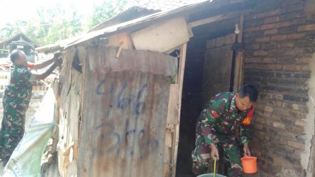Rumah nenek sapiah yang merupakan bekas kandang ayam
