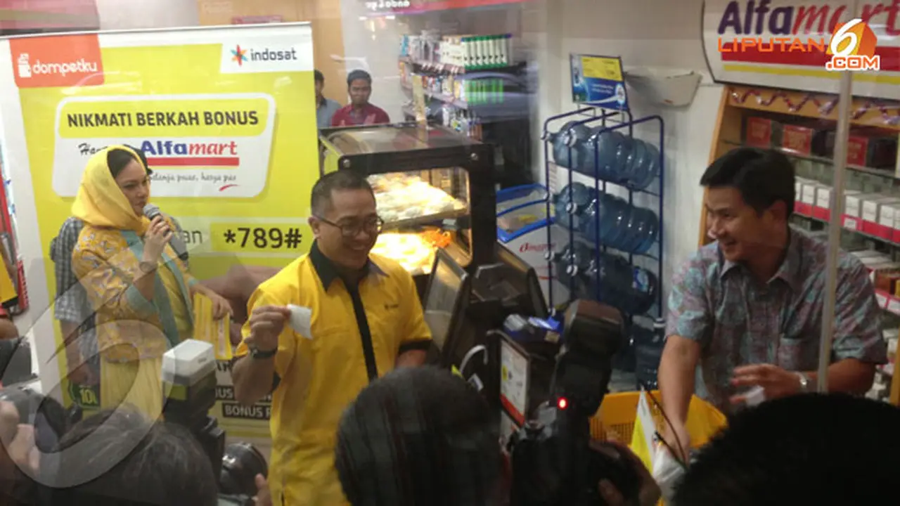 indosat-alfamart-130716a.jpg