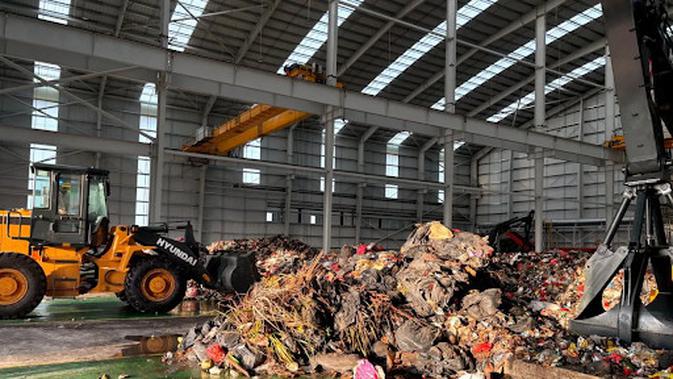 Pramono Perintahkan Uji Coba RDF Rorotan usai Warga Protes Bau Busuk