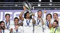 AGUSTUS - Real Madrid memastikan diri sebagai kampiun Piala Super Eropa seteah menang 3-2 atas Sevilla, di Lerkendal Stadion, Norwegia. Gelar Piala Super Eropa tahun ini adalah yang kali ketiga dalam sejarah Real Madrid. (AFP/Jonatahn Nackstrand)