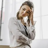 ilustrasi sedih/photo created by freepik - www.freepik.com